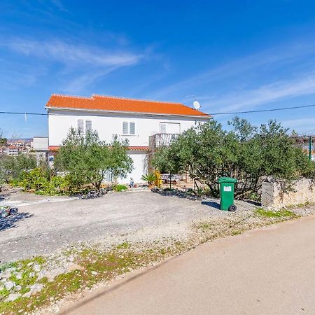 Apartments Stara Maslina Slatine Exterior photo