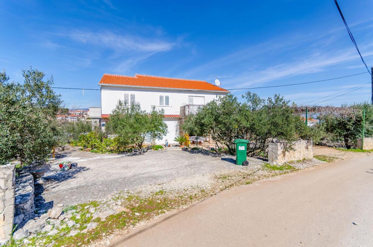 Apartments Stara Maslina Slatine Exterior photo