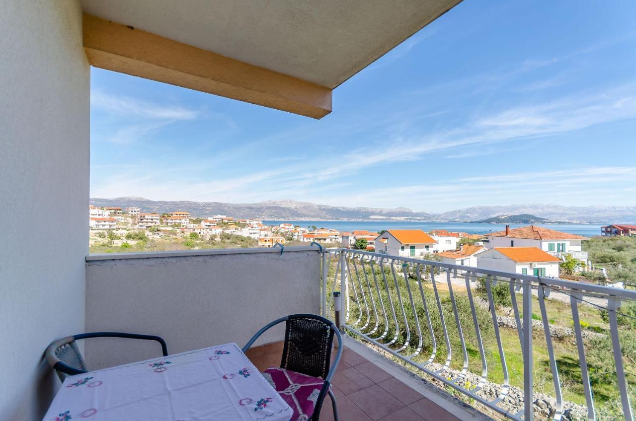 Apartments Stara Maslina Slatine Exterior photo