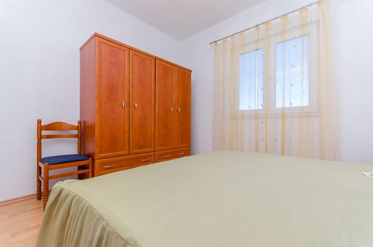 Apartments Stara Maslina Slatine Exterior photo