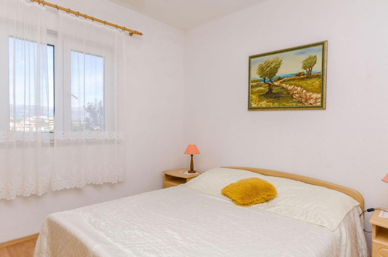 Apartments Stara Maslina Slatine Exterior photo