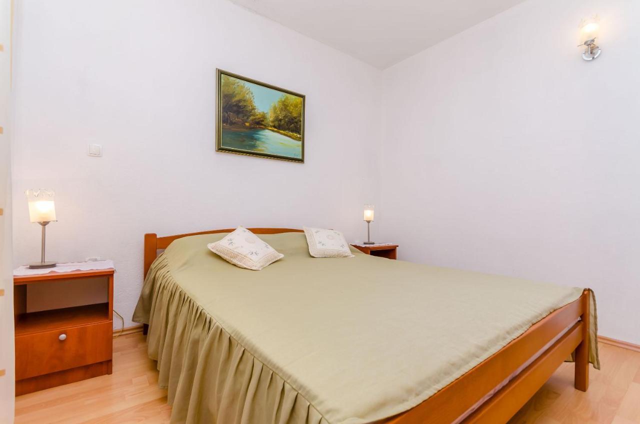 Apartments Stara Maslina Slatine Exterior photo