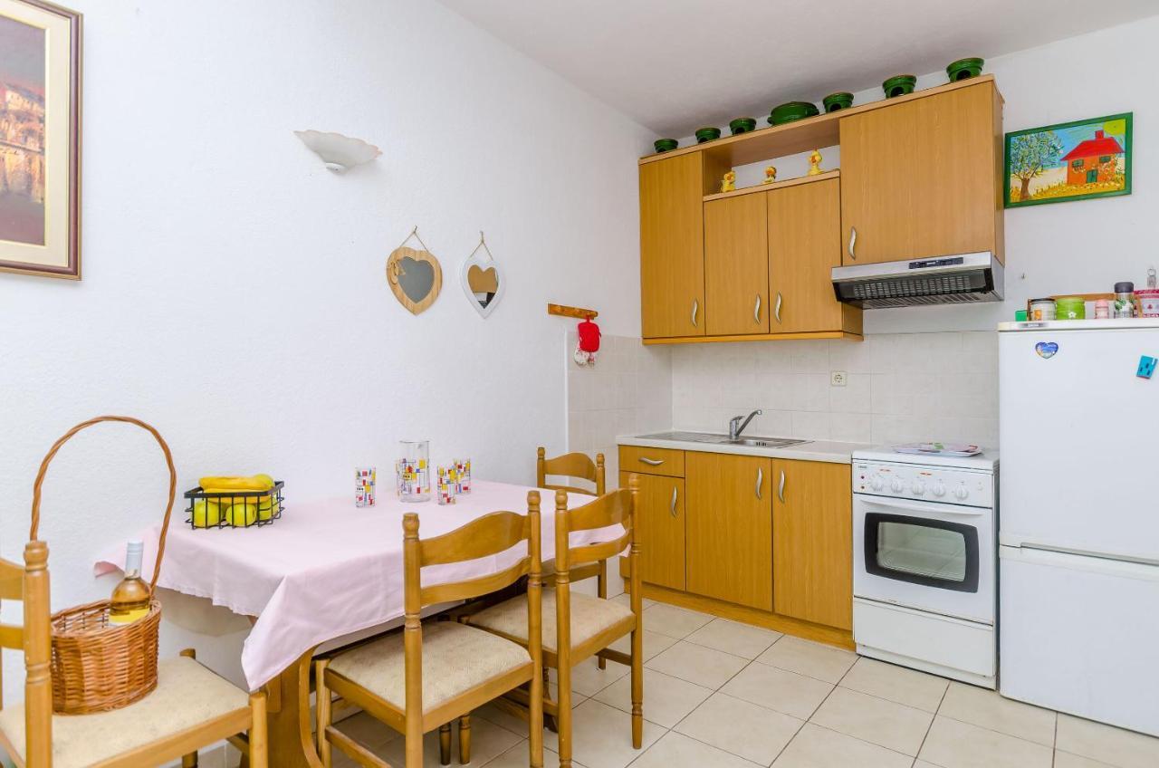 Apartments Stara Maslina Slatine Exterior photo